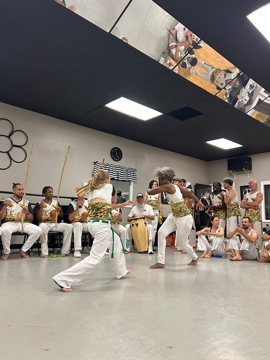 UCA Capoeira Girassol