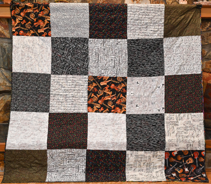 Image of Quilt created by Trylla Esherick for the 2023 festival raffle